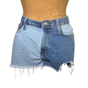Forever 21 Two-Tone Denim Women Shorts Size 31